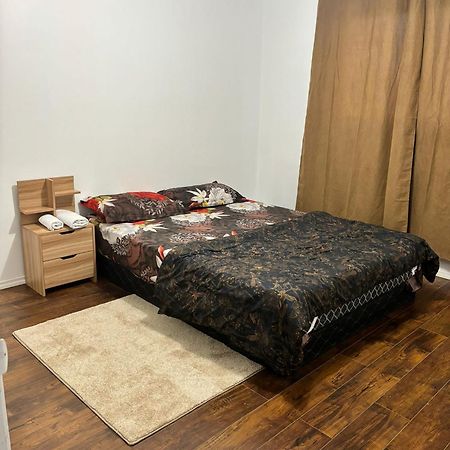 Queen Bedroom Near Sheridan College Brampton Dış mekan fotoğraf